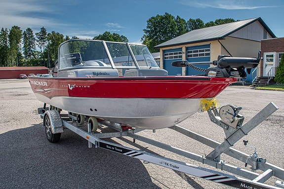 Tracker ProGuide V16 WT Mercury F80 ELPT 7 of 11