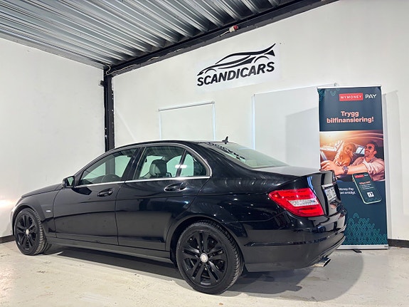Mercedes-Benz C220 9 of 30