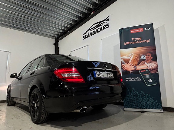 Mercedes-Benz C220 11 of 30