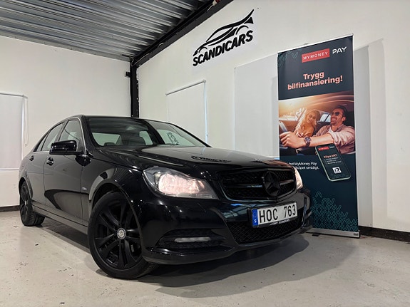 Mercedes-Benz C220 2 of 30