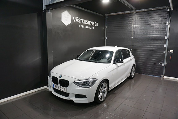 BMW 116i 4 of 5