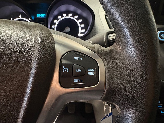 Ford Transit Courier 10 of 16