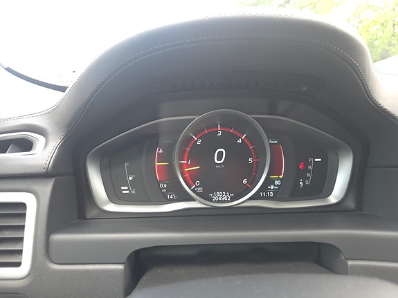 Volvo V70 12 of 21