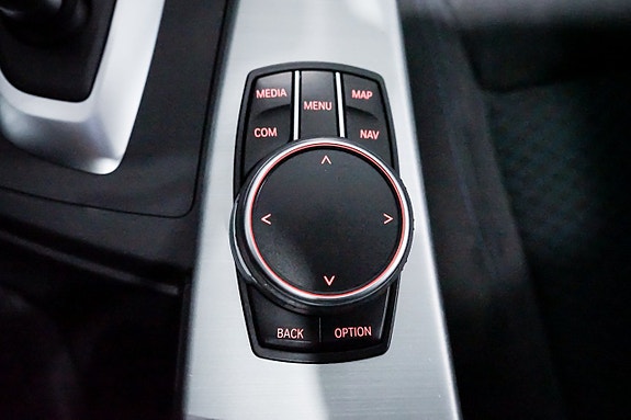 BMW 320d 24 of 30