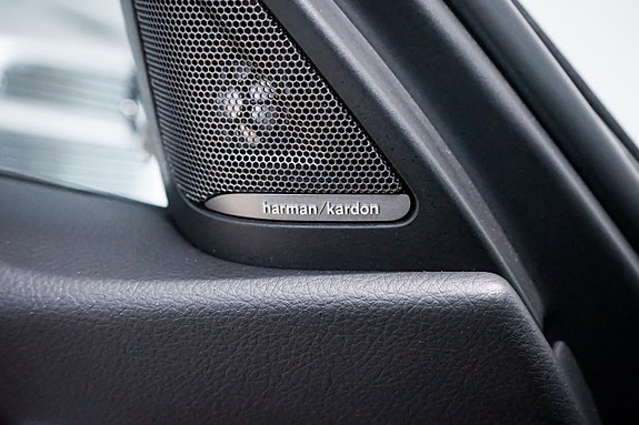 BMW 320d 25 of 30