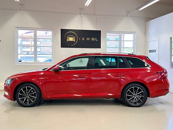 Skoda Superb 4 of 5