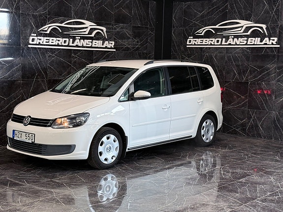 Volkswagen Touran 7 of 16