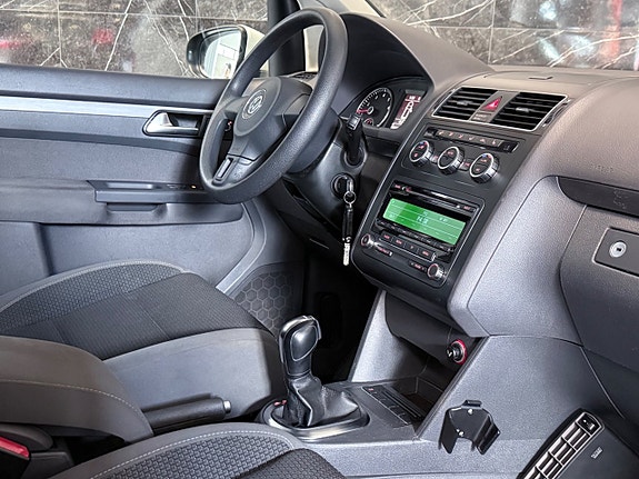 Volkswagen Touran 15 of 16