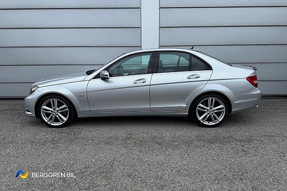 Mercedes-Benz C220 7 of 30