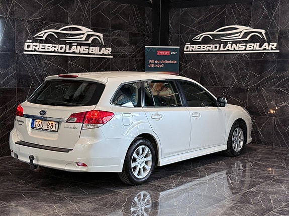 Subaru Legacy 5 of 5