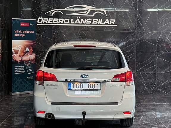 Subaru Legacy 11 of 19
