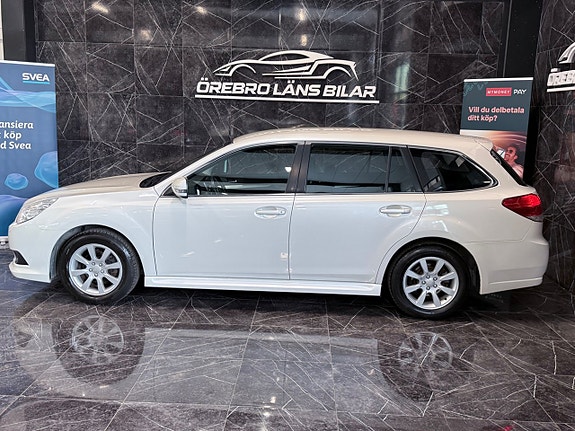 Subaru Legacy 8 of 19