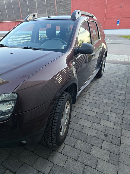 Dacia Duster 2 of 5