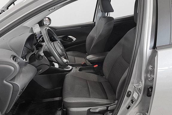 Toyota Yaris 9 of 23