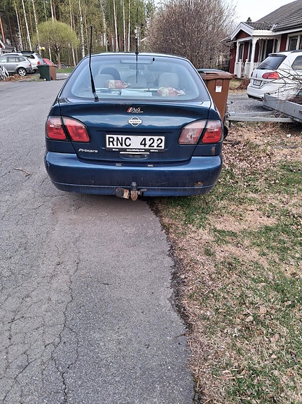 Nissan Primera 4 of 5