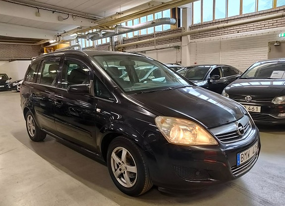 Opel Zafira 2 of 5