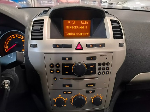 Opel Zafira 15 of 17