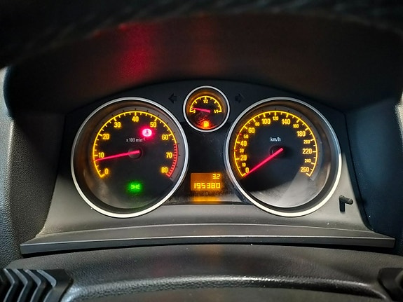 Opel Zafira 14 of 17
