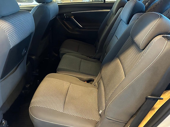 Toyota Verso 11 of 11
