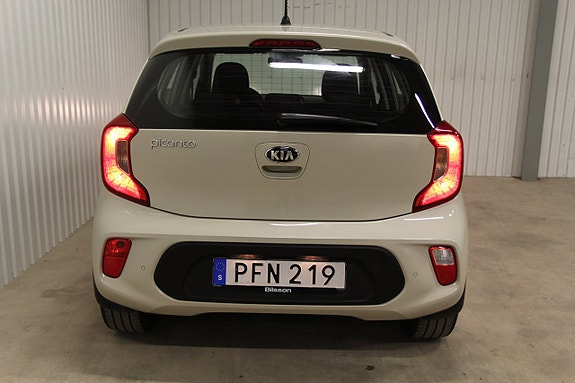 Kia Picanto 6 of 20