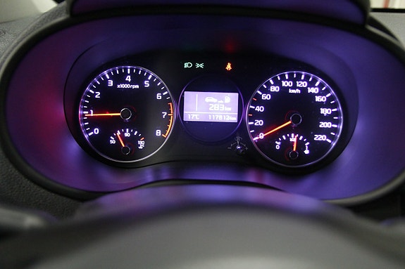 Kia Picanto 14 of 20