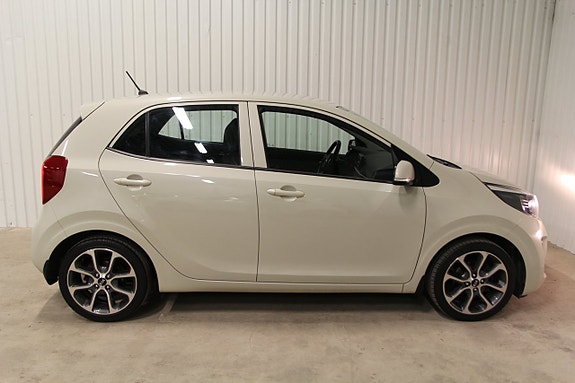 Kia Picanto 8 of 20