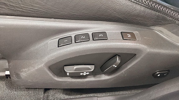 Volvo XC70 18 of 20