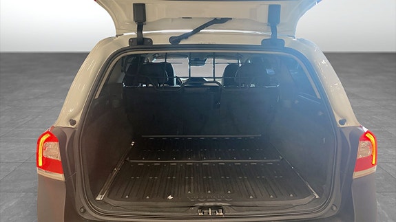 Volvo XC70 10 of 20