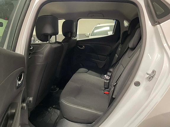 Renault Clio 9 of 19
