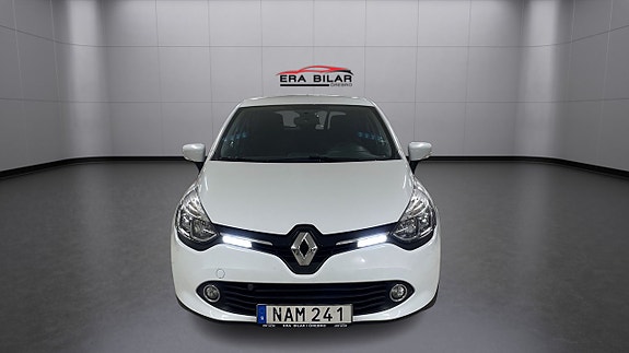 Renault Clio 2 of 5