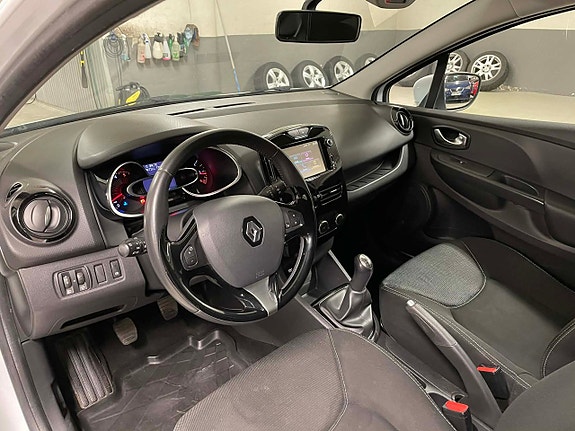Renault Clio 7 of 19