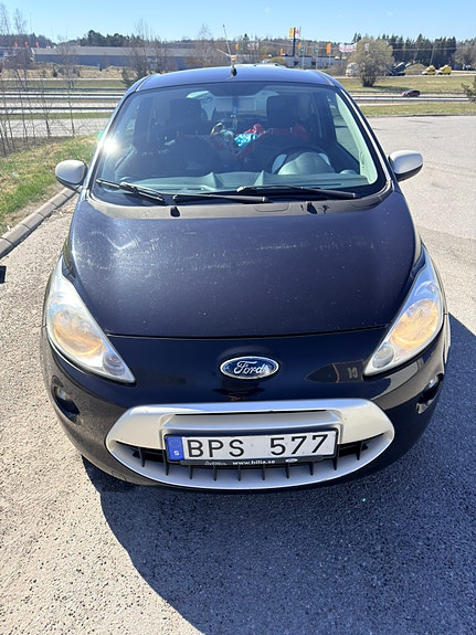 Ford Ka 2 of 5