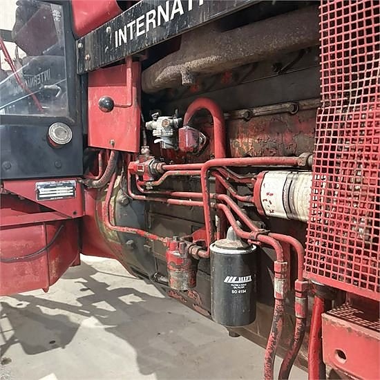 International IH 1055 27 of 30