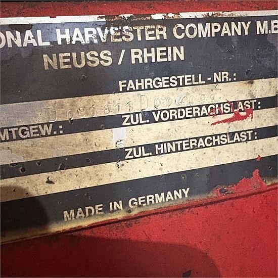 International IH 1055 29 of 30