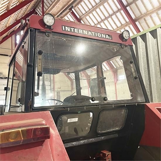 International IH 1055 12 of 30