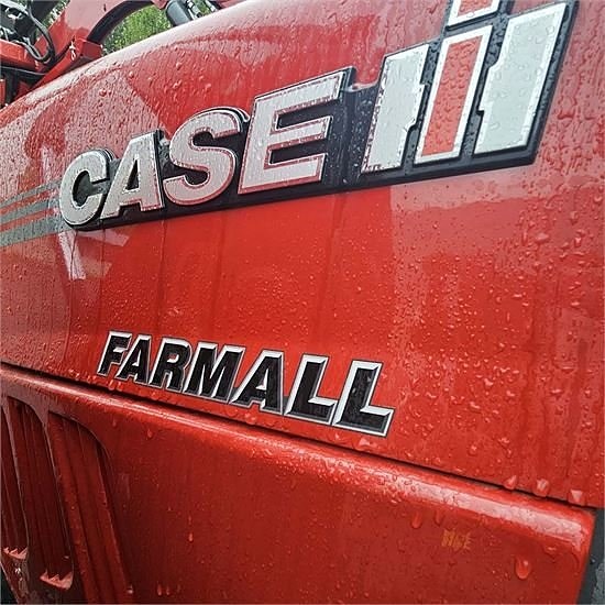 Case IH Farmall 100 A 7 of 30
