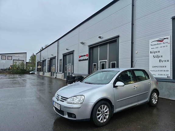 Volkswagen Golf-Serie 4 of 16