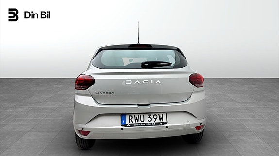 Dacia Sandero 5 of 5