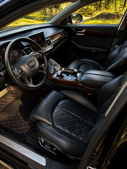 Audi A8 17 of 18