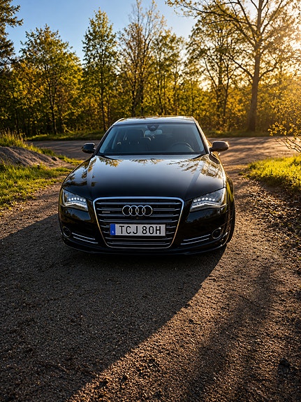 Audi A8 7 of 18