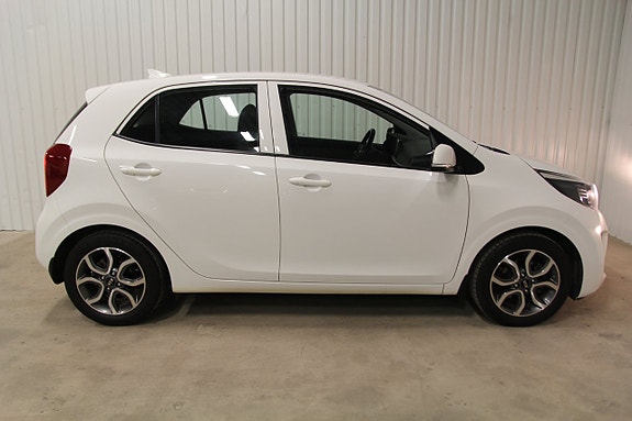 Kia Picanto 7 of 24