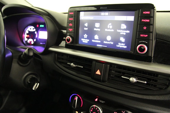Kia Picanto 15 of 24