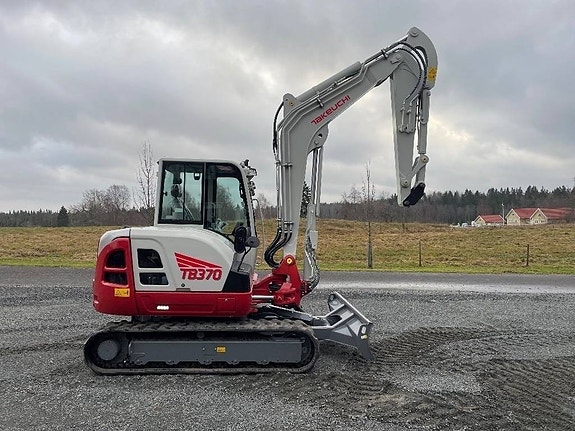 Takeuchi TB370 Rototilt C-smörj 3 års garanti 4 of 5