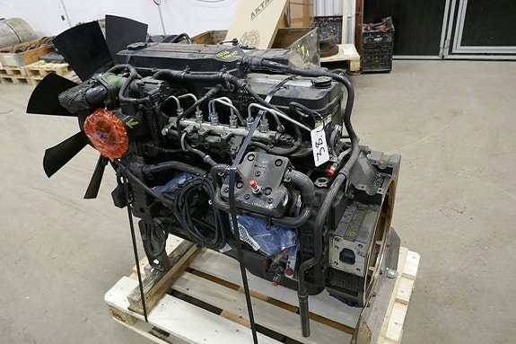 Cummins QSB 6.7 3 of 9