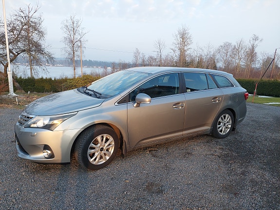 Brugt Toyota Avensis 