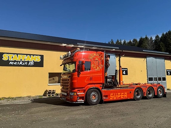Scania R560