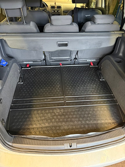 Volkswagen Touran 10 of 22