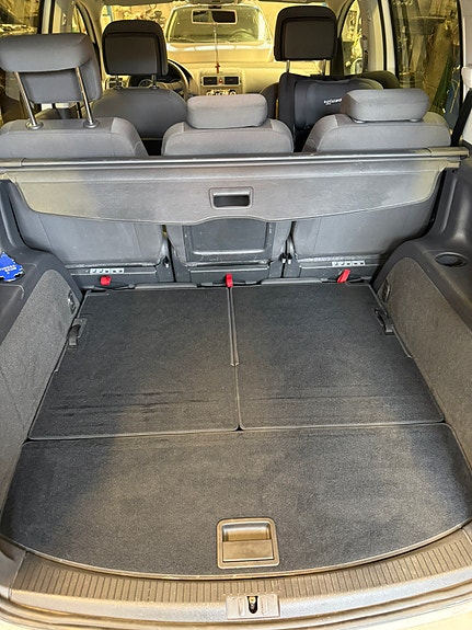 Volkswagen Touran 11 of 22