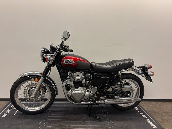 Kawasaki W800 4 of 4