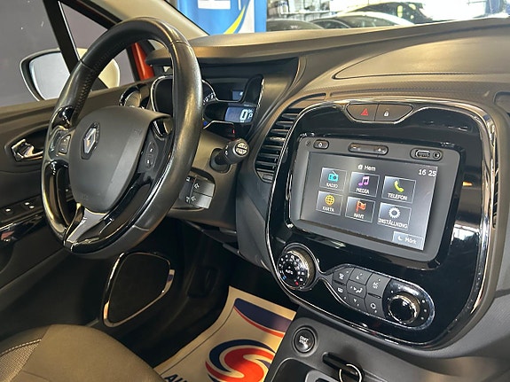 Renault Captur 12 of 21